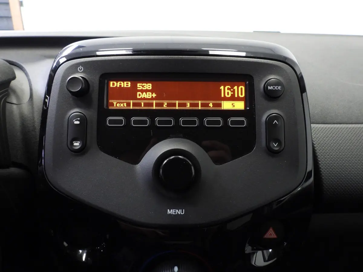1.0 VTi Feel Comfort AIRCO/BLUETOOTH!