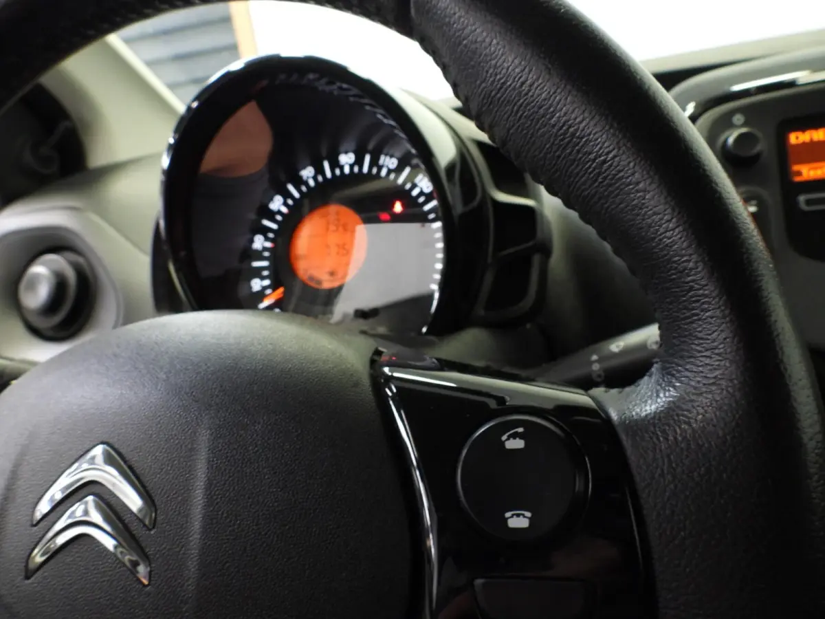 1.0 VTi Feel Comfort AIRCO/BLUETOOTH!