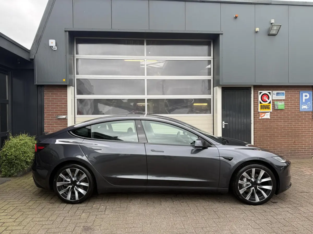 RWD 60 kWh TREKHAAK/PANO *ALL-IN PRIJS*