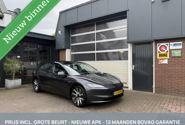 RWD 60 kWh TREKHAAK/PANO *ALL-IN PRIJS*