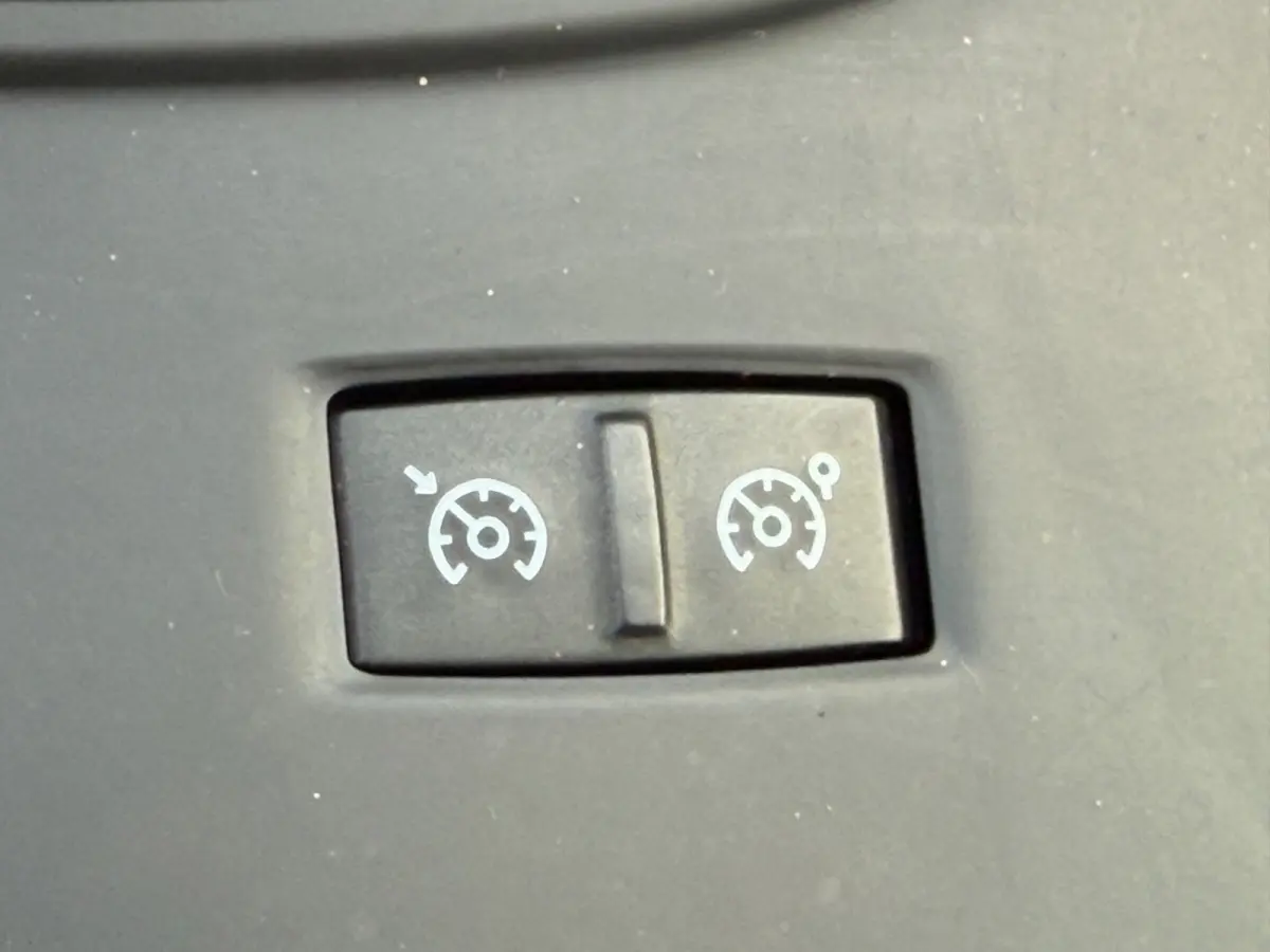 1.2 TCe Zen|Trekhaak|AppleCarplay|Navi|Climate|Cruise|PDC|Bleutooth|Isofix|Wordt geleverd met nieuwe APK|