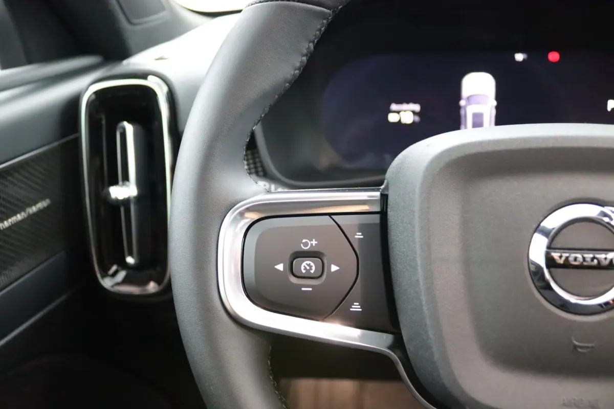 Single Motor Extended Range Ultra Europa 82 kWh | Snel Beschikbaar | Panoramadak | 360° Camera | Harman/Kardon |