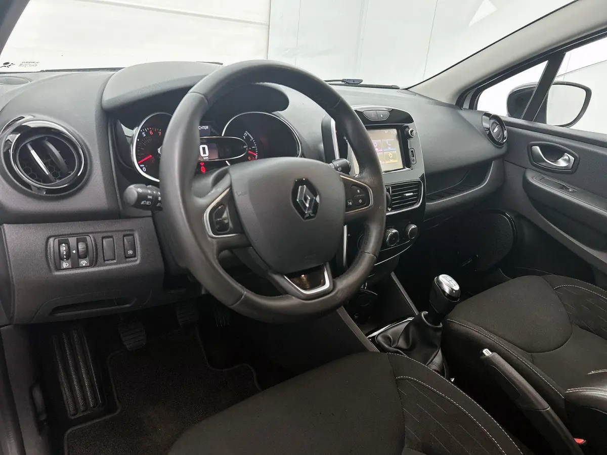 0.9 TCe Limited | Airco | Parkeersensoren | Lichtmetalen velgen