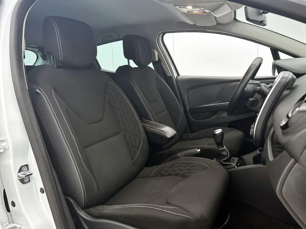 0.9 TCe Limited | Airco | Parkeersensoren | Lichtmetalen velgen