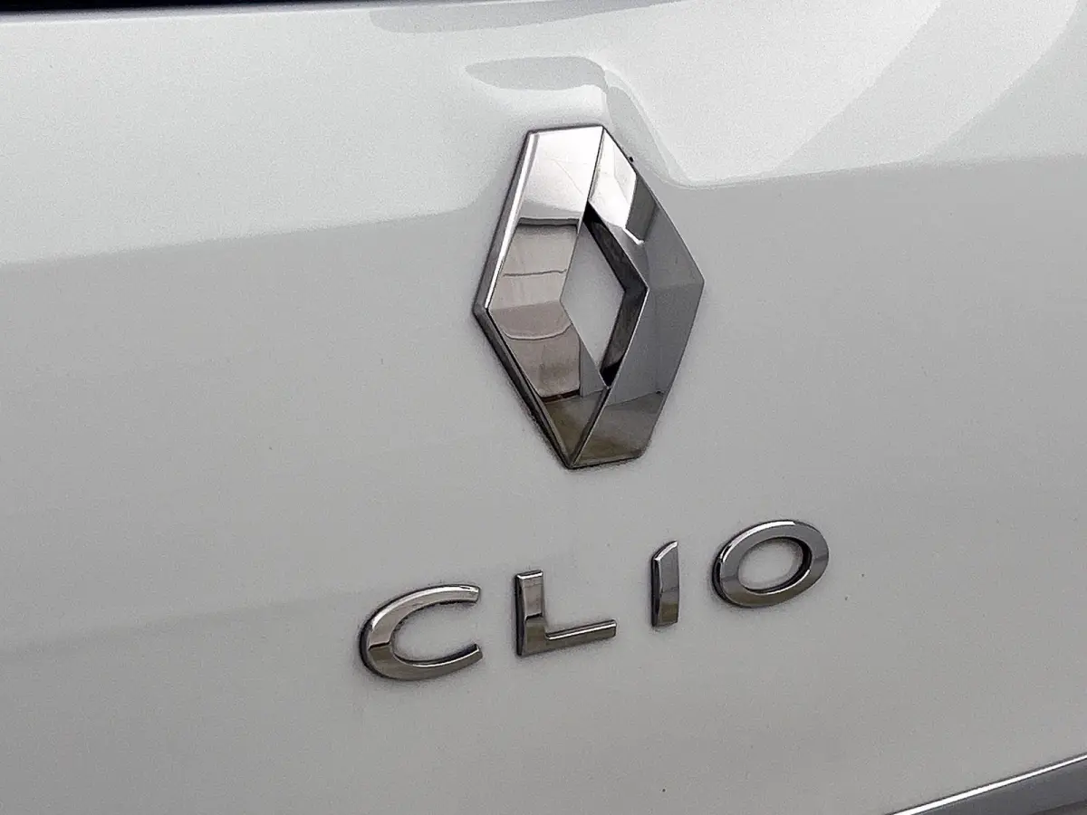 0.9 TCe Limited | Airco | Parkeersensoren | Lichtmetalen velgen