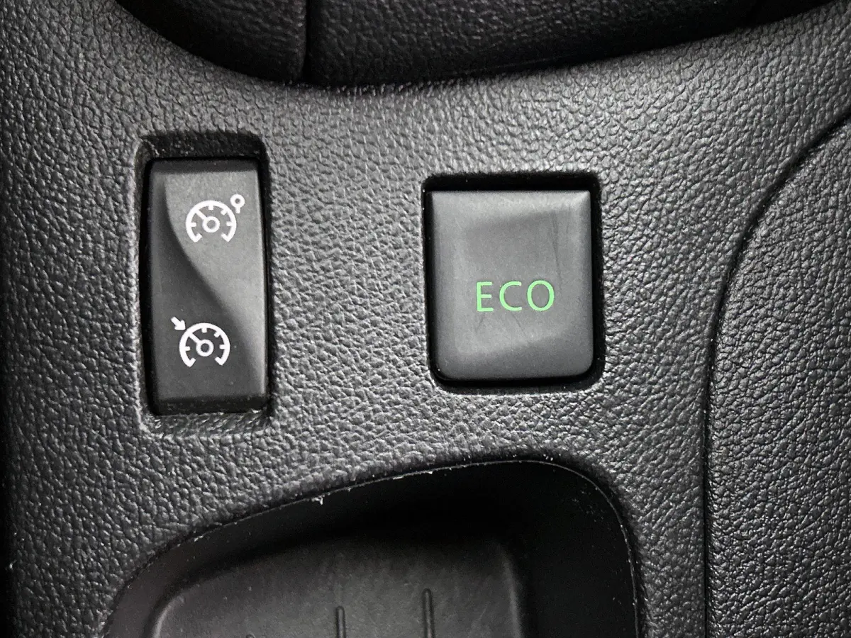 0.9 TCe Limited | Airco | Parkeersensoren | Lichtmetalen velgen