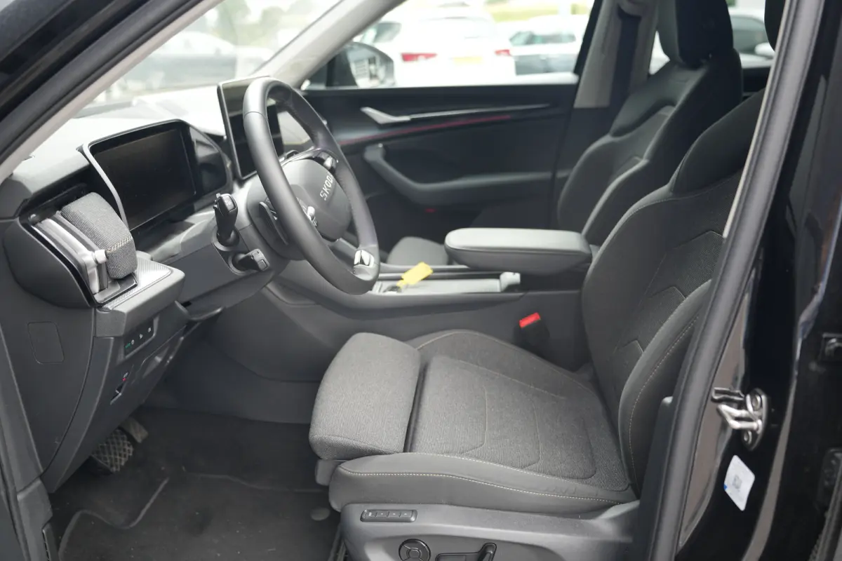 1.5 TSI 150pk Business Edition 7p. | Adapt. Cruise | Trekhaak | Stoelverwarming | Carplay