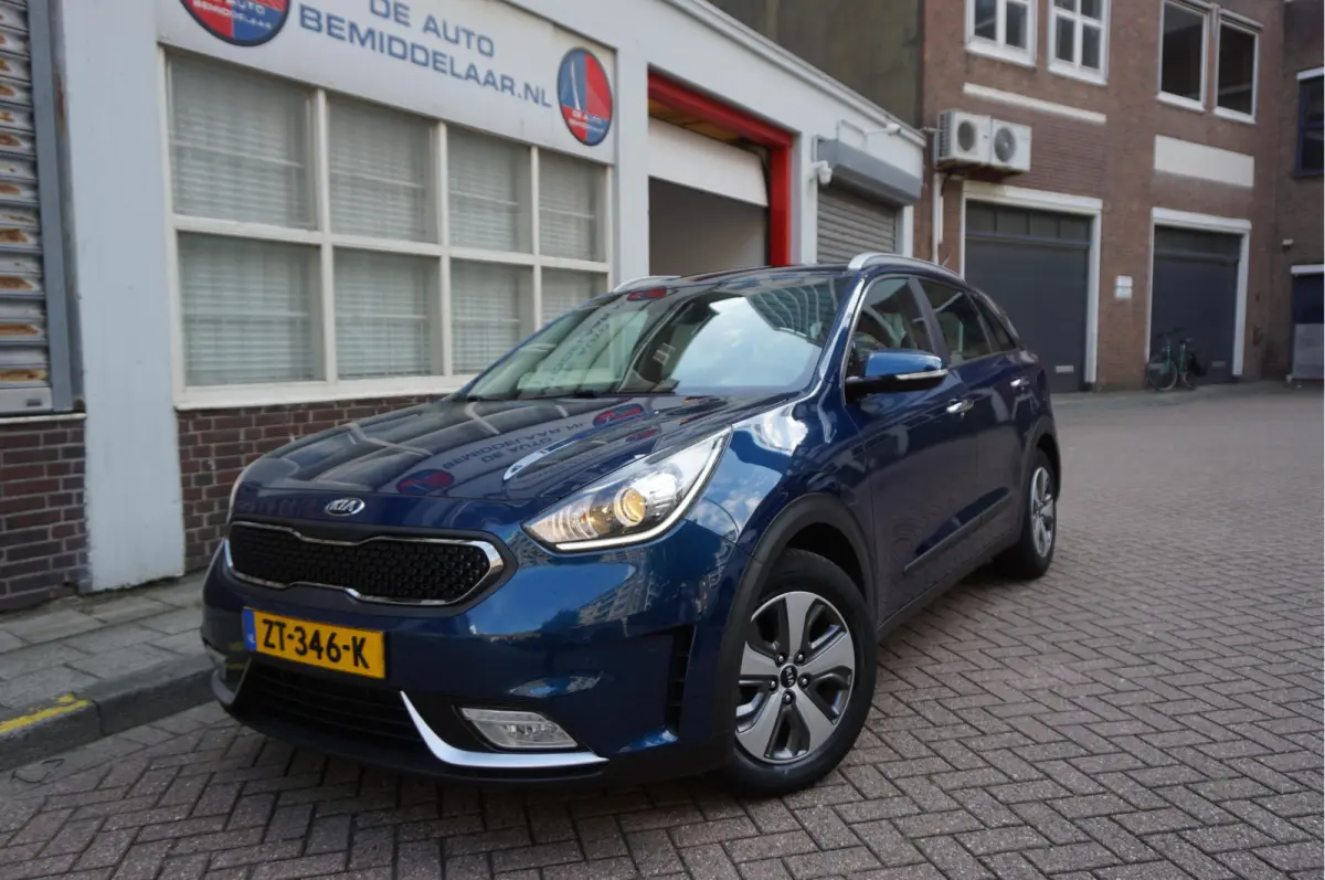 1.6 GDi Hybrid DynamicLine Automaat * NL AUTO Dealer Onderhouden * Apple Carplay Navigatie