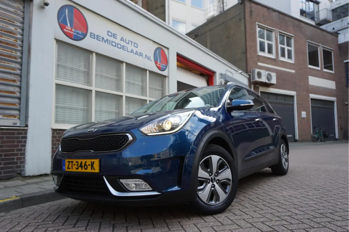 1.6 GDi Hybrid DynamicLine Automaat * NL AUTO Dealer Onderhouden * Apple Carplay Navigatie