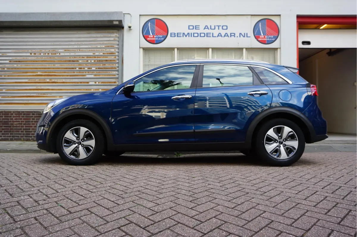 1.6 GDi Hybrid DynamicLine Automaat * NL AUTO Dealer Onderhouden * Apple Carplay Navigatie