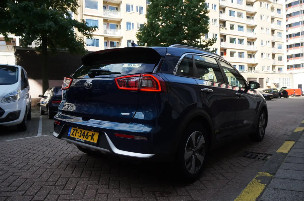 1.6 GDi Hybrid DynamicLine Automaat * NL AUTO Dealer Onderhouden * Apple Carplay Navigatie