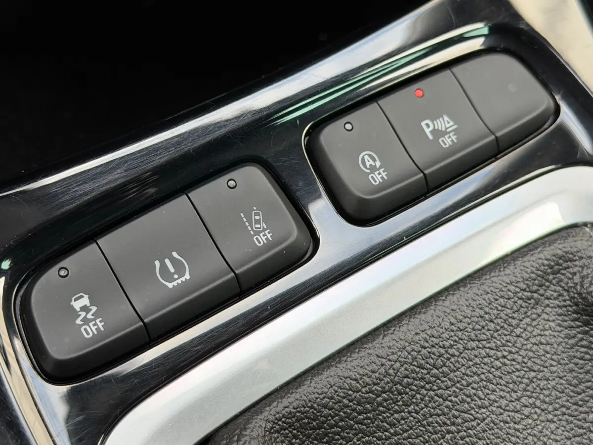 1.2 Turbo 120 Jaar Edition|2e Eigenaar|Carplay|Navi|Camera|Climate|Cruise|PDC V+A|LMV|N.A.P|Apk tot 28-09-2027|