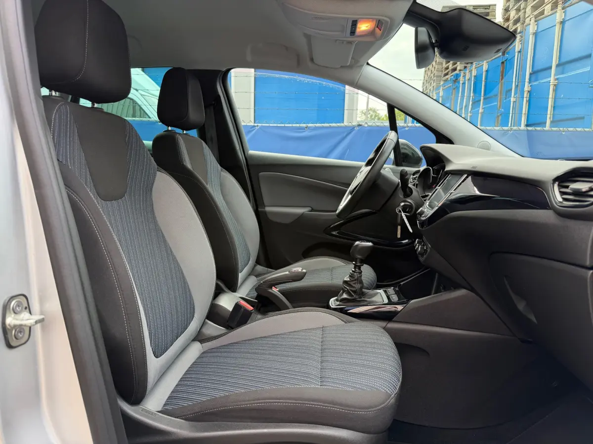 1.2 Turbo 120 Jaar Edition|2e Eigenaar|Carplay|Navi|Camera|Climate|Cruise|PDC V+A|LMV|N.A.P|Apk tot 28-09-2027|