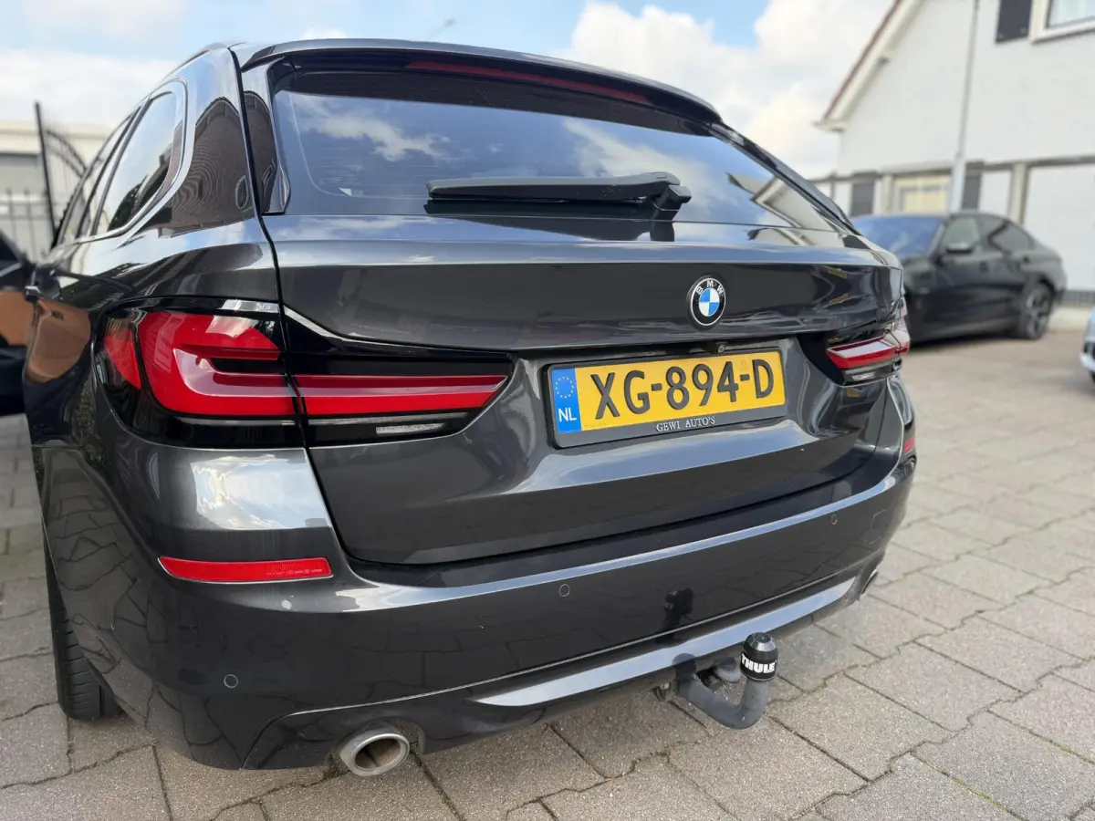 520i Executive Leder|ShadowLine|LCI Achterlichten
