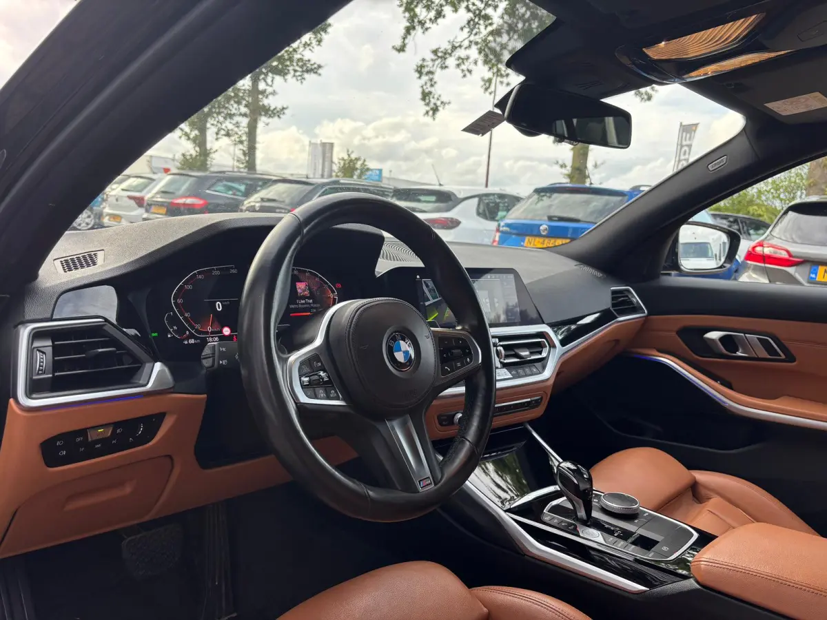318i High Executive Edition | M Pakket | Shadow Line | Assisted Driving | Trekhaak