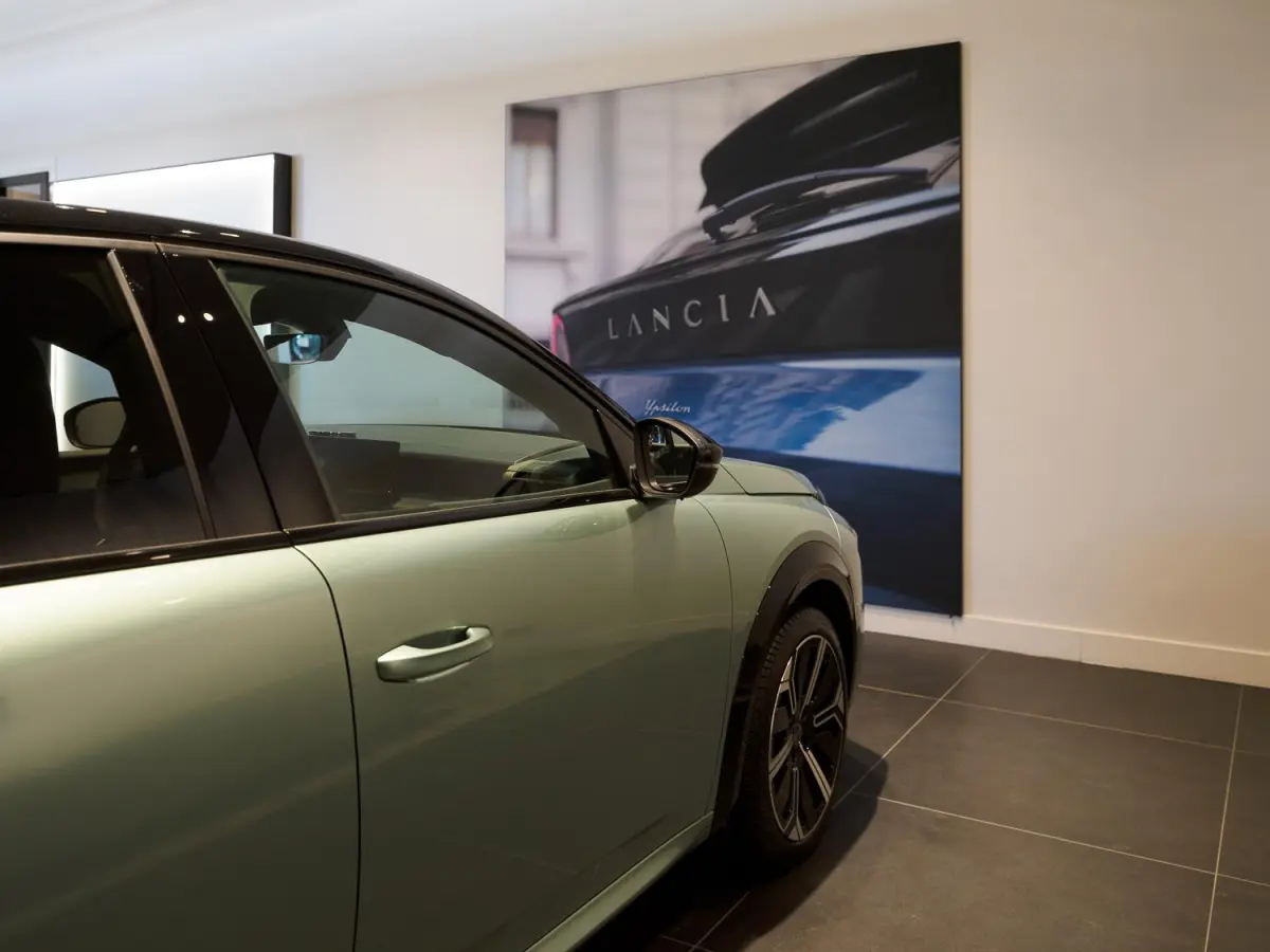 1.2 Hybrid ICON 2+6 Jaar garantie