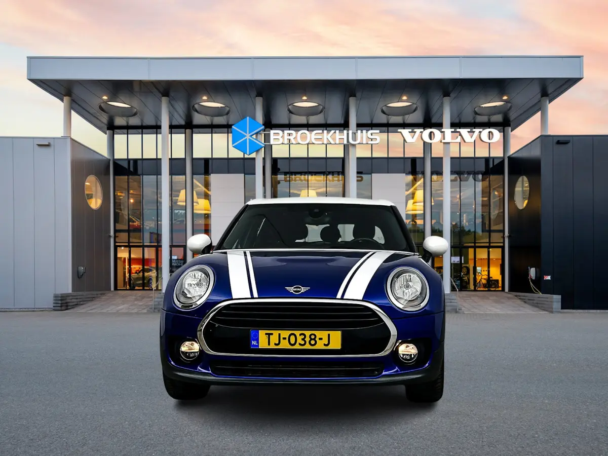 Cooper A/T Business Edition | 17" Allseason | Afneembare Trekhaak | Chrome Pakket | Climate | Navigatie | PDC Achter | Cruise Control