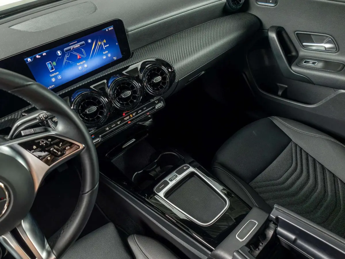 Hatchback 180 Star Edition