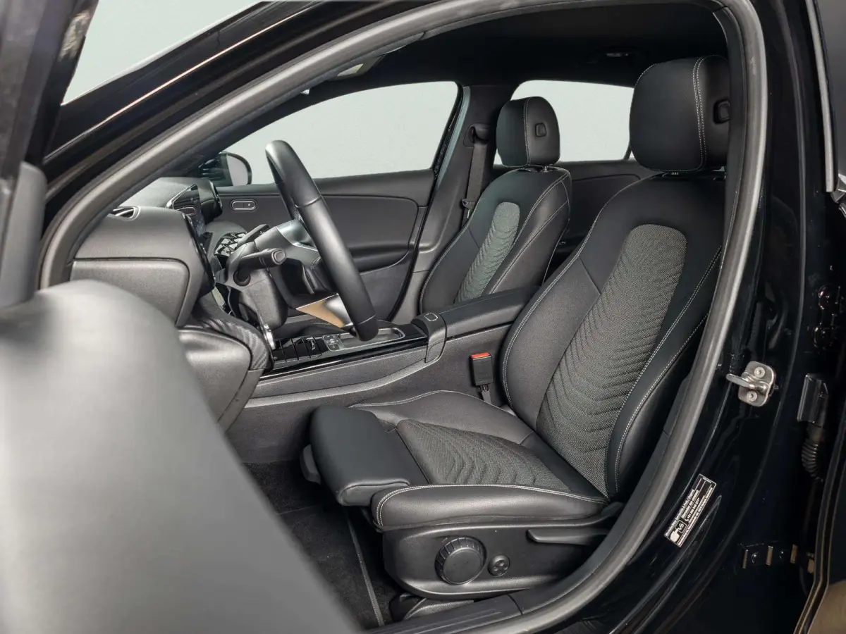 Hatchback 180 Star Edition