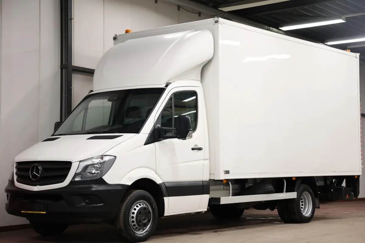514 2.2 CDI BAKWAGEN MET LAADKLEP ZIJDEUR