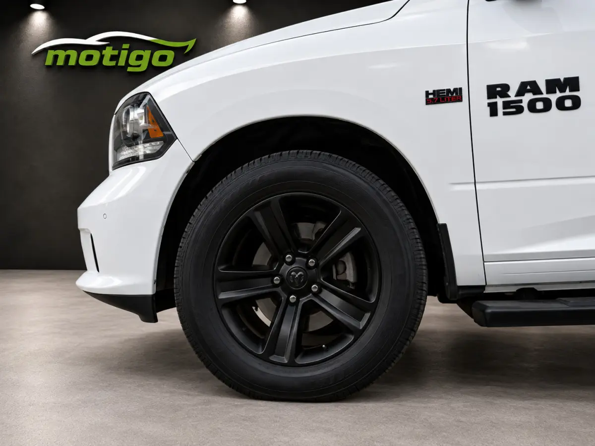 1500 4X4 5.7 V8 4x4 Quad Cab 6'4 Sport