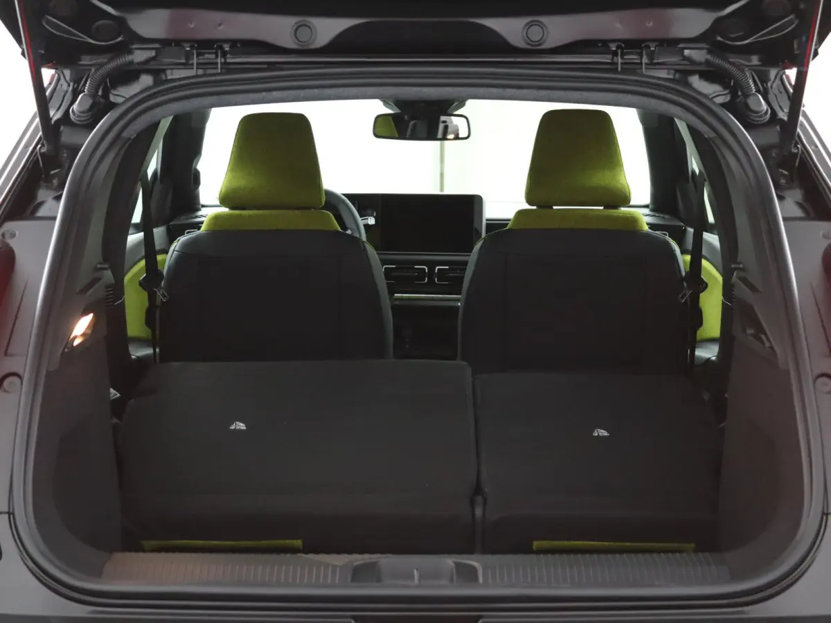 iconic cinq 150 pk comfort range | Adapt. Cruise | Parkeercamera | Stoel- & Stuurverw. |