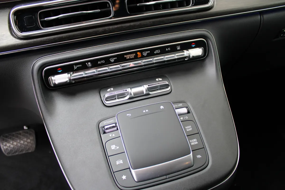 300 L2 / AMG / 7-Persoons / Luchtvering / Burmester / 360 Camera / Vol Opties / NIEUWSTAAT