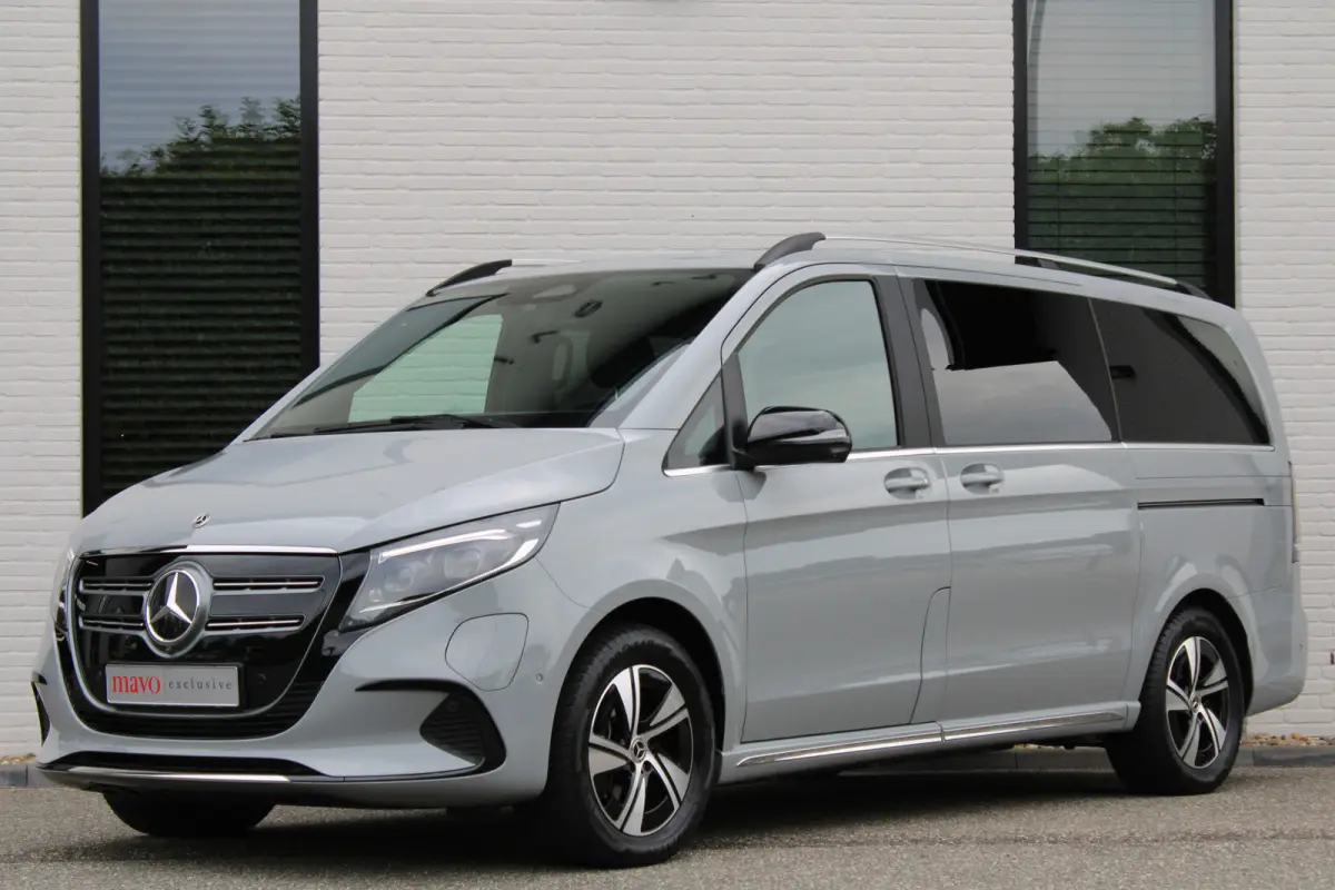 300 L2 / AMG / 7-Persoons / Luchtvering / Burmester / 360 Camera / Vol Opties / NIEUWSTAAT