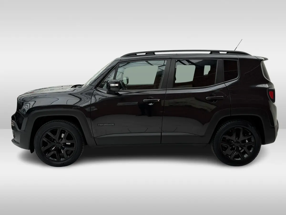 110 E-Torq Black Line | Trekhaak | Carplay/Android Auto | Parkeersensoren achter | Cruise Control | Airco |