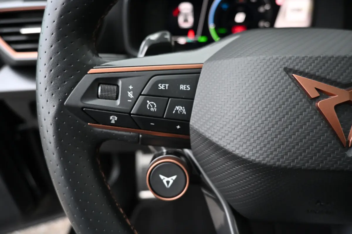 1.4 e-Hybrid VZ Performance | Supersports | Pano | Apple | Sfeer |