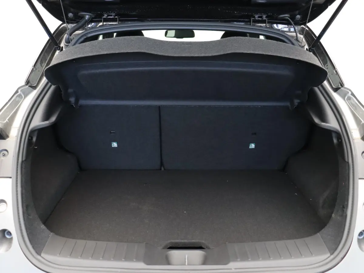 1.6 Hybrid N-Design | Stoel en Stuurwiel Verwarming | Achteruitrijcamera | Apple Carplay & Android Auto |