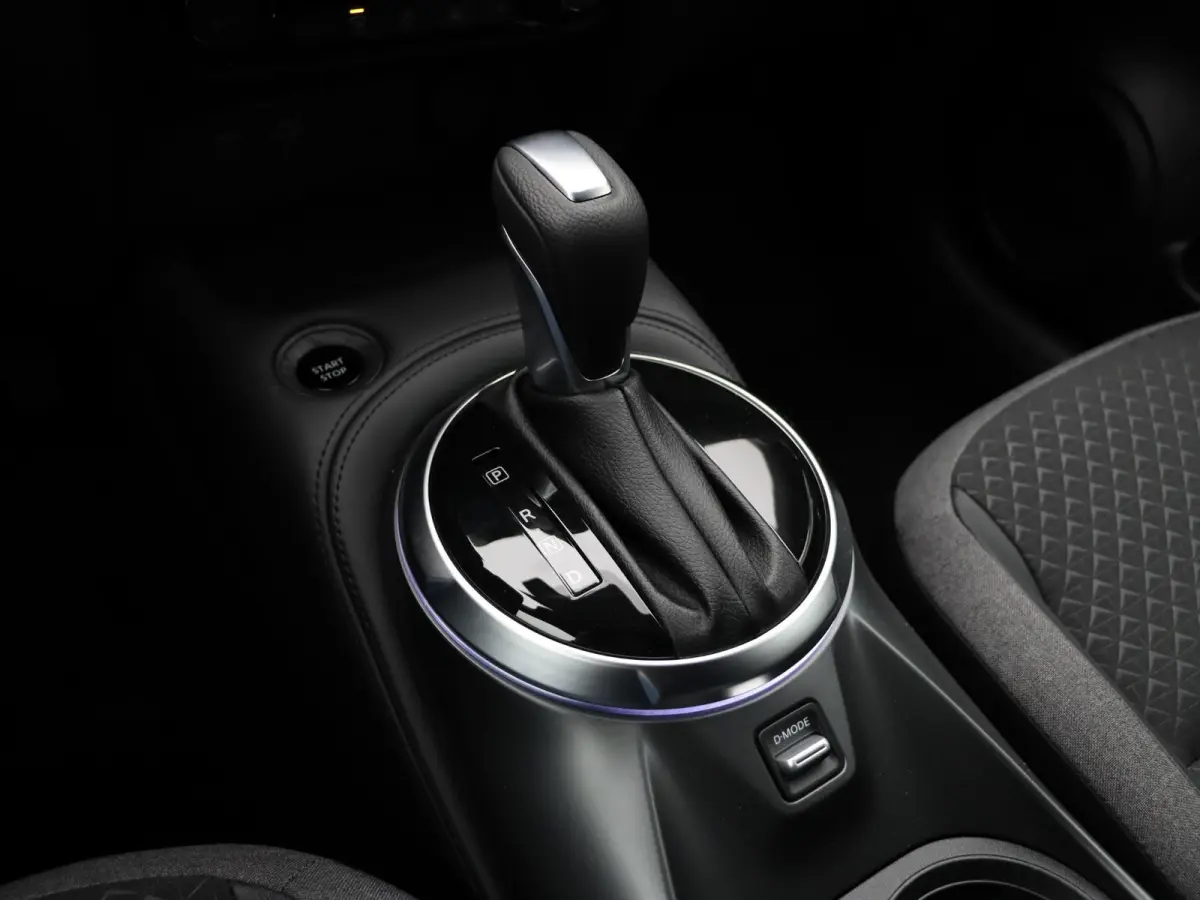 1.6 Hybrid N-Design | Stoel en Stuurwiel Verwarming | Achteruitrijcamera | Apple Carplay & Android Auto |