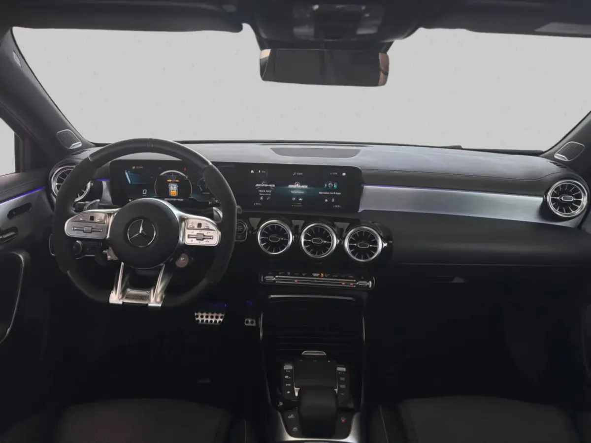 AMG 45 S 4MATIC+ (Panorama, Schaalstoelen, Performance Pack, Aero Pack, SfeerV, Burmester, Camera, StoelV)