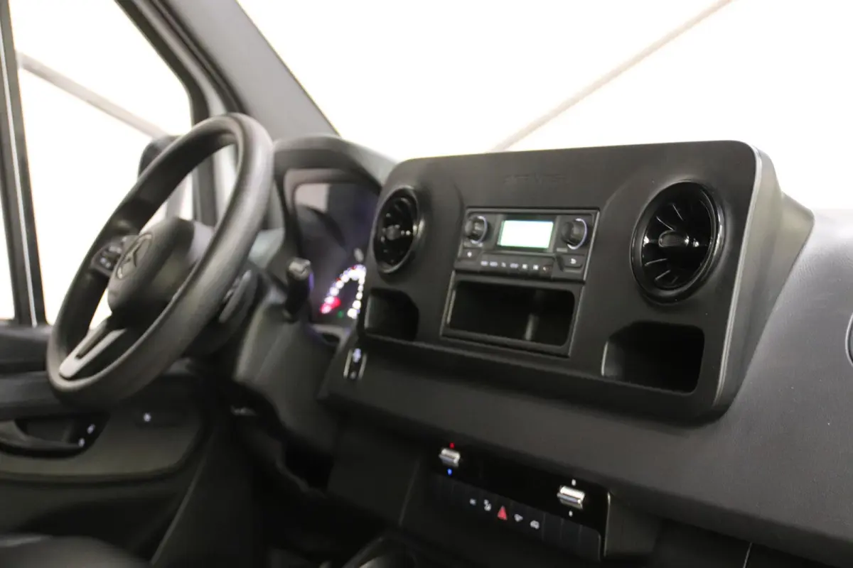 314 2.2 L1H2 AUTOMAAT Euro 6 Mercedes-Benz Sprinter 314 2.2 L1H2 (EXTRA KORT )AUTOMAAT Euro 6