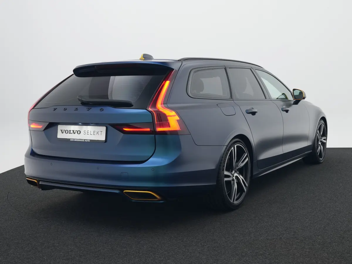 T4 Business Sport | Full Wrap | Harman/Kardon | Bursting Blue | R-Design | Adaptive Cruise | Pilot Assist | BLIS | 20" | Camera | Trekhaak