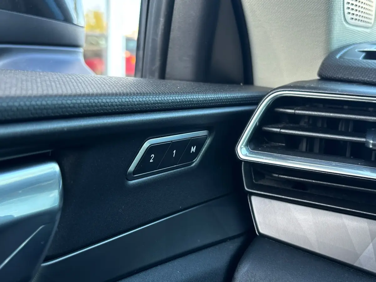 1.5 | Pano | Keyless | Panorama dak | Apple Carplay | Sfeerverlichting