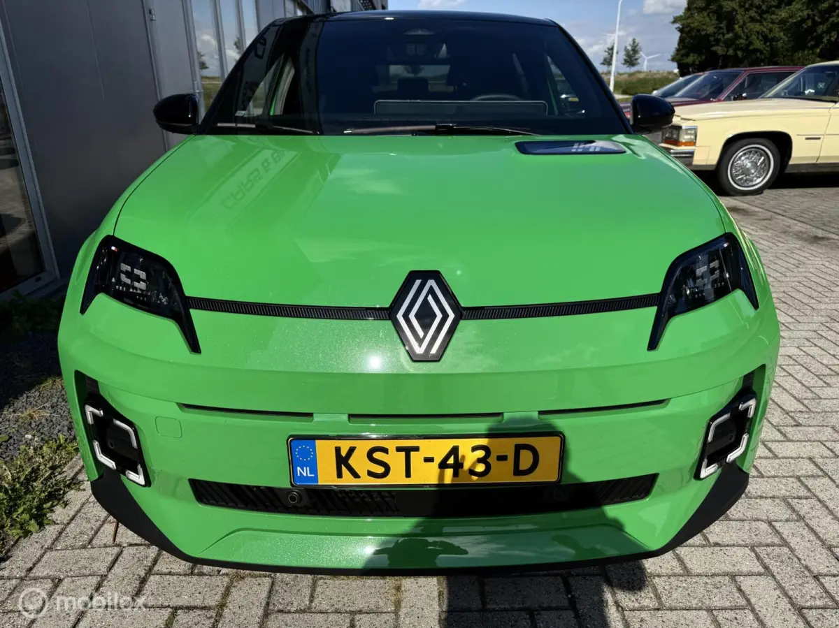 comfort range iconic cinq 52 kWh 5600 KM BTW GARAN