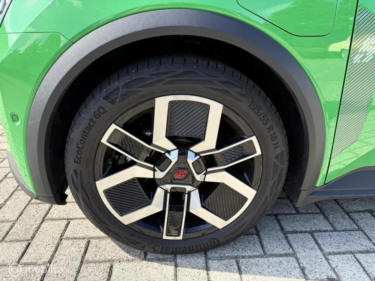 comfort range iconic cinq 52 kWh 5600 KM BTW GARAN