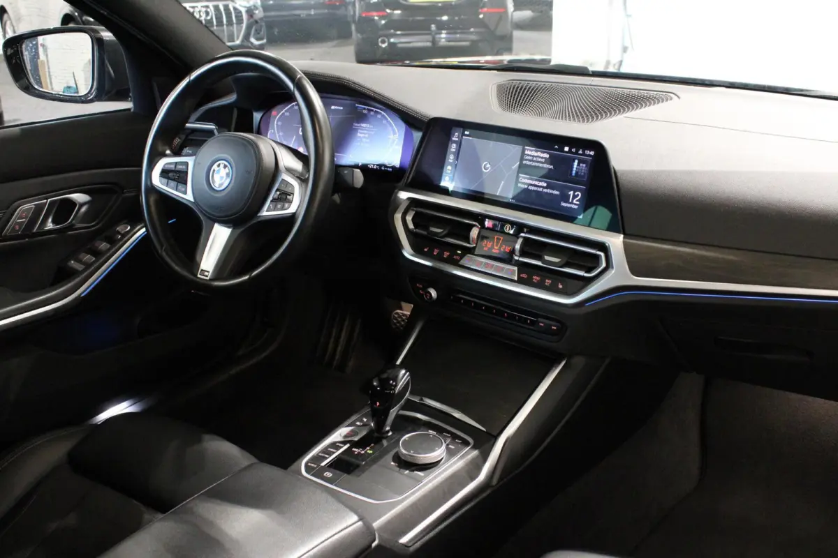 320e High Executive | M Sport | CAMERA | PANO |