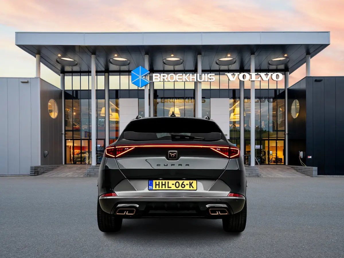 1.4 e-Hybrid VZ Performance | 19" | Adaptieve Cruise | Stoel/Stuurverwarming | Parkeercamera | Keyless | Carplay