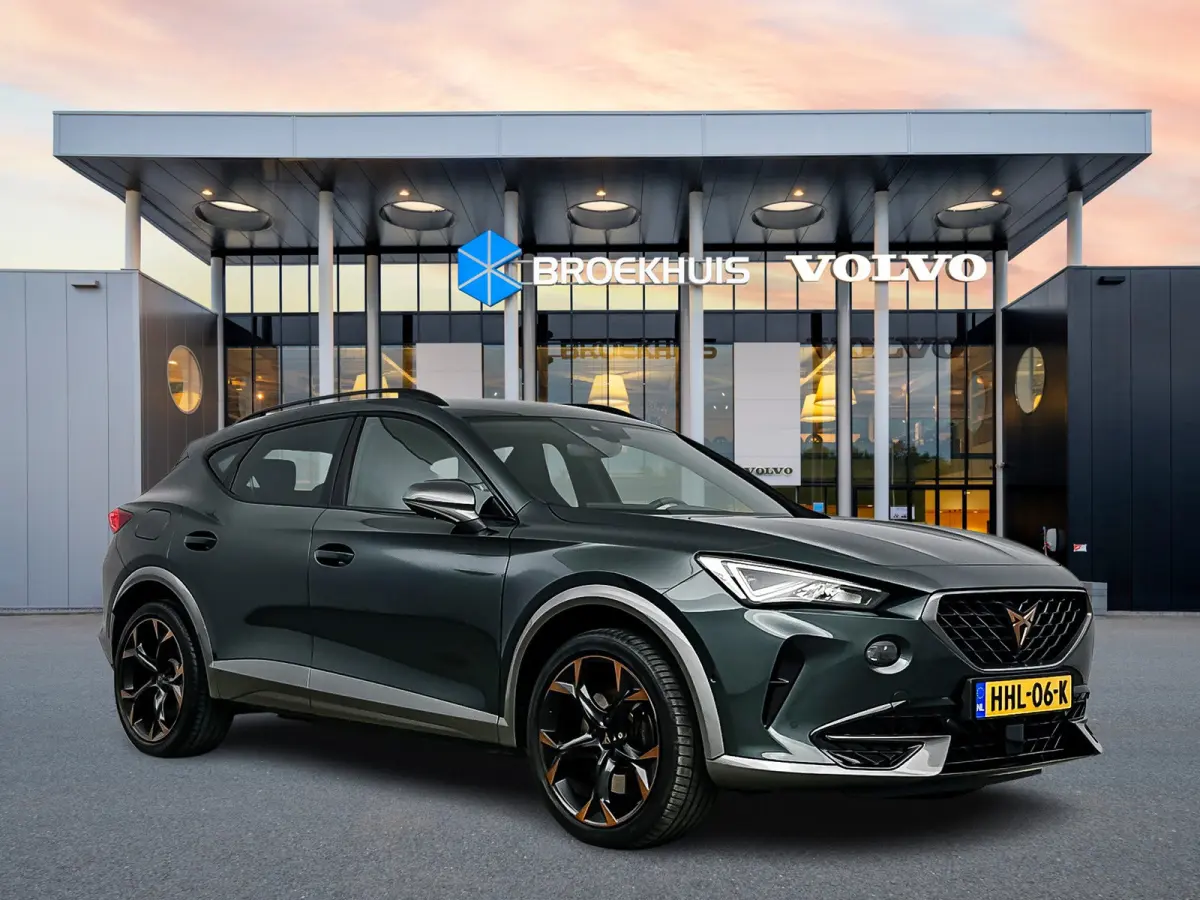 1.4 e-Hybrid VZ Performance | 19" | Adaptieve Cruise | Stoel/Stuurverwarming | Parkeercamera | Keyless | Carplay