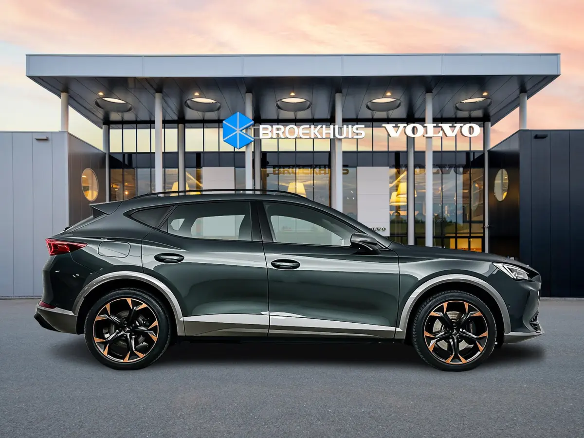1.4 e-Hybrid VZ Performance | 19" | Adaptieve Cruise | Stoel/Stuurverwarming | Parkeercamera | Keyless | Carplay