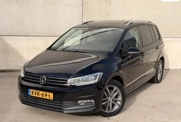 1.4 TSI DSG Pano 17'' R-Line Trekh LED ACC