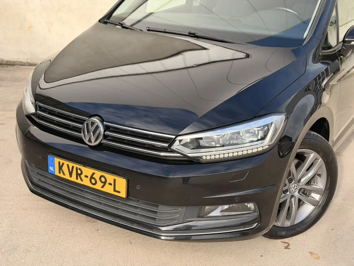 1.4 TSI DSG Pano 17'' R-Line Trekh LED ACC