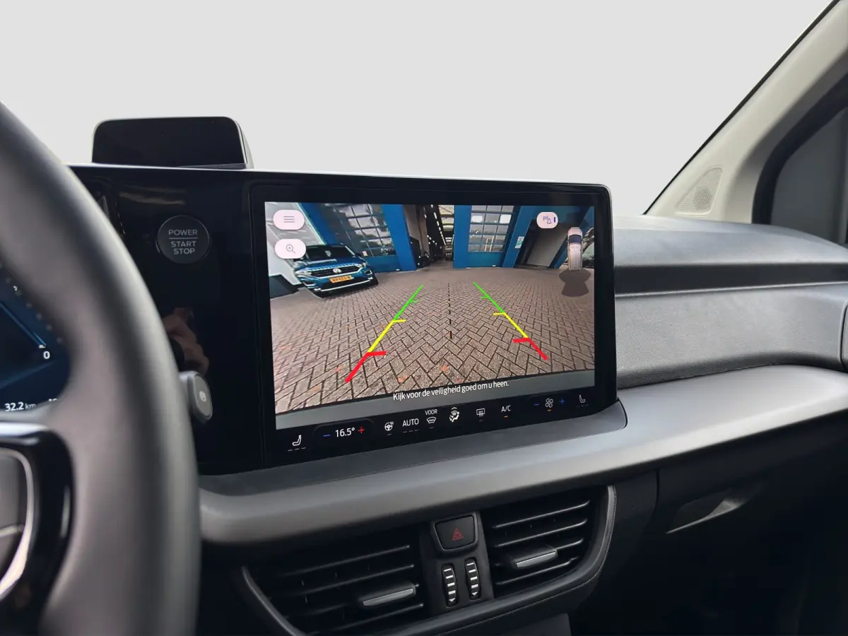 Titanium | Adap. Cruise Control | BLIS | Winterpack | Camera | Keyless | CarPlay |