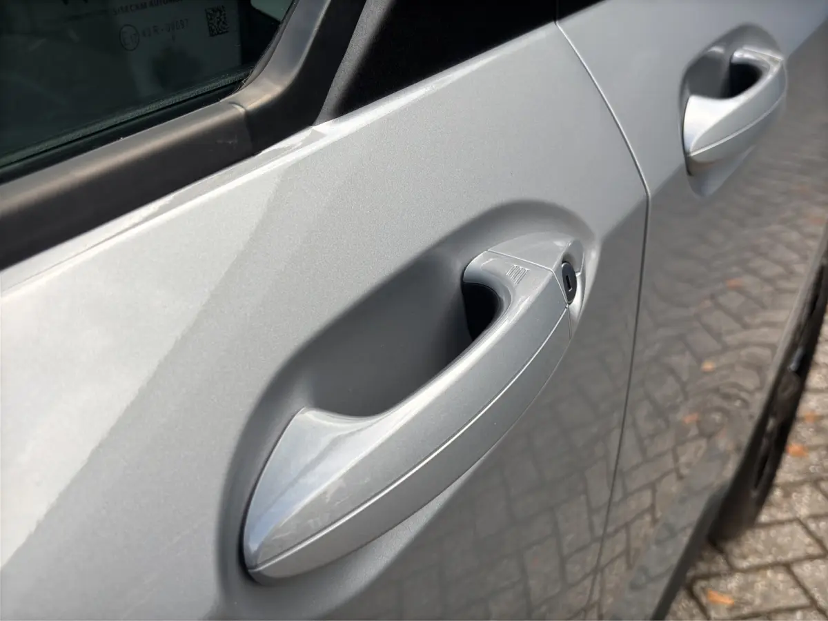 Titanium | Adap. Cruise Control | BLIS | Winterpack | Camera | Keyless | CarPlay |