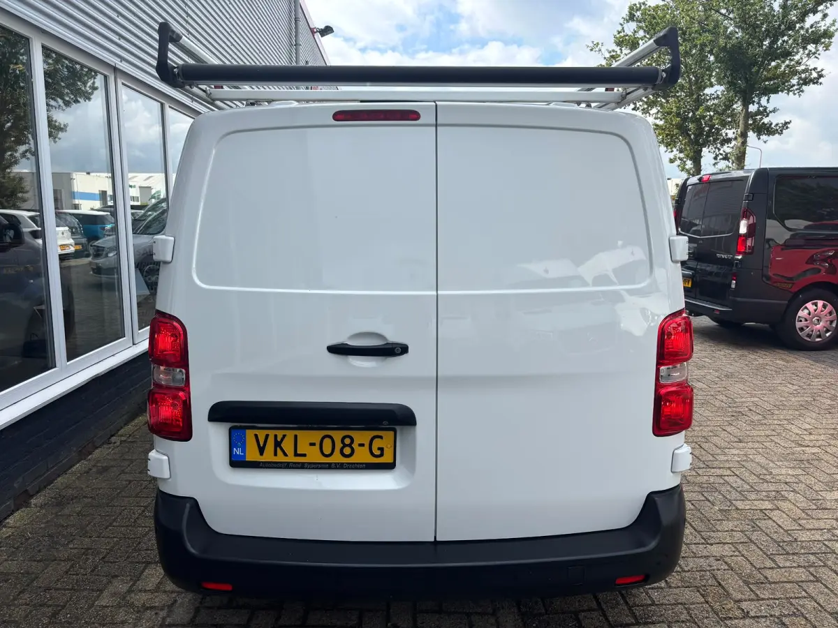 1.5 CDTI L2H1 Edition | 3 Zitplaatsen | Imperiaal | Apple Carplay | Dodehoek Detectie | 360 Camera