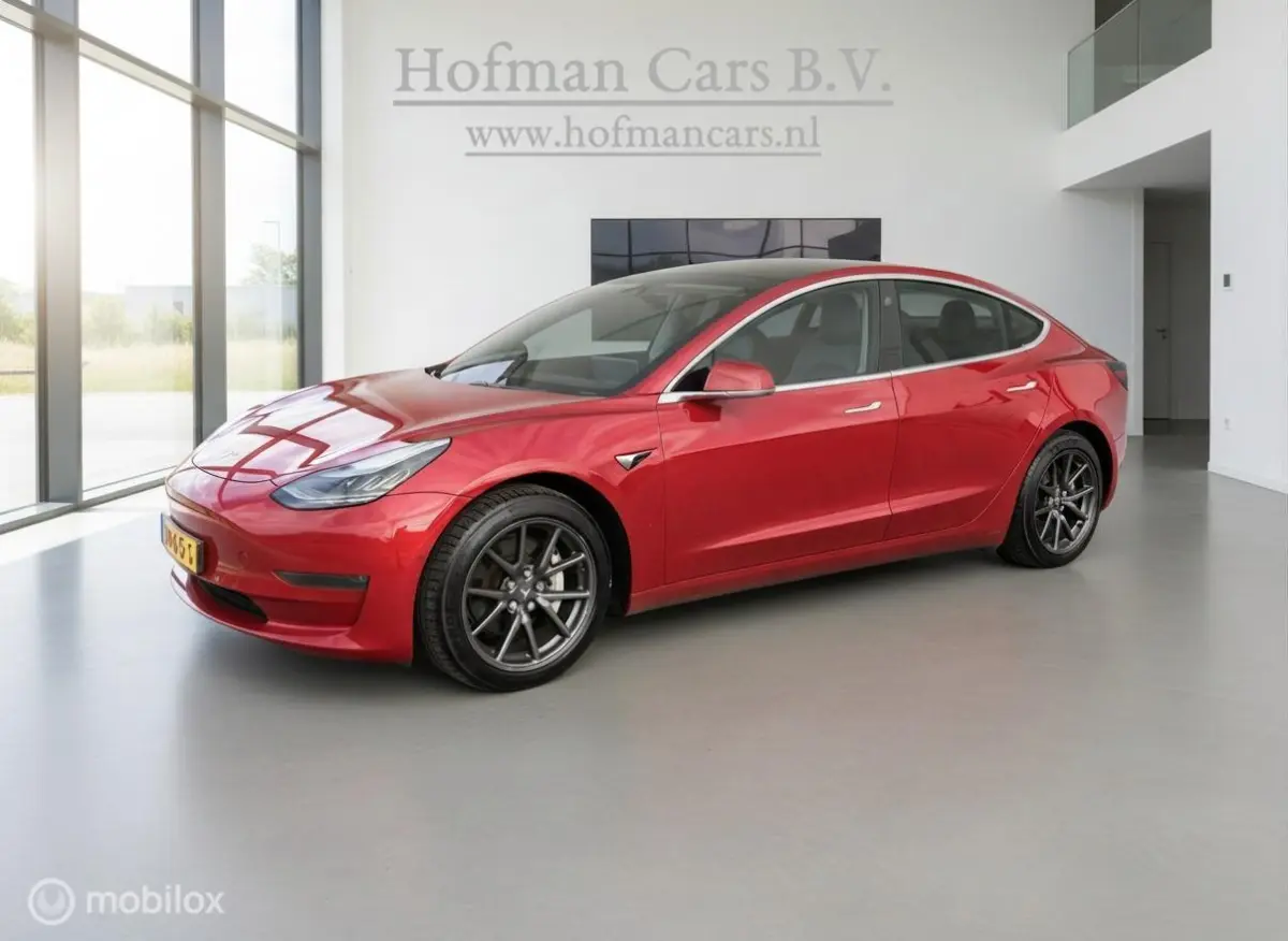 Long Range Dual Motor AWD| Speciale Rode Lak | 18" Aero | 1e eigenaar