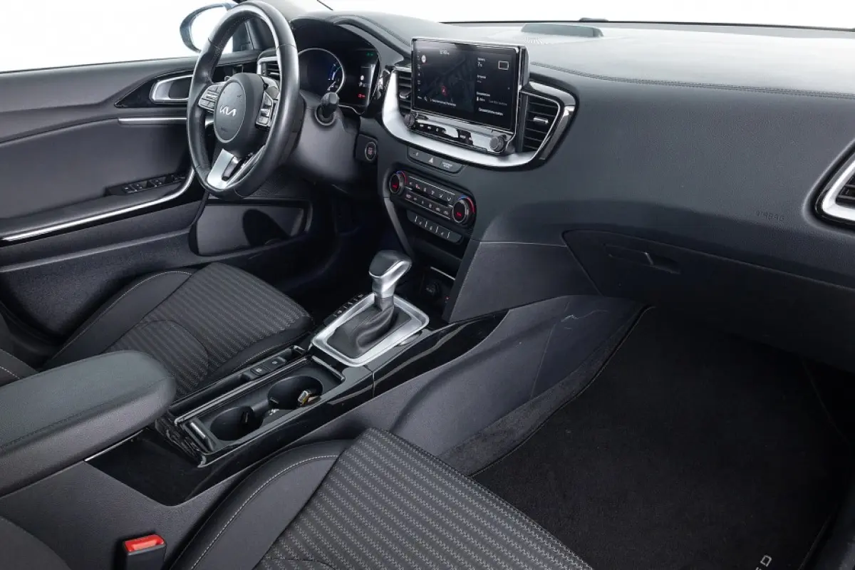 1.6 GDi PHEV DynamicLine | NAVI | CARPLAY | Full LED | Stoelverwarming !