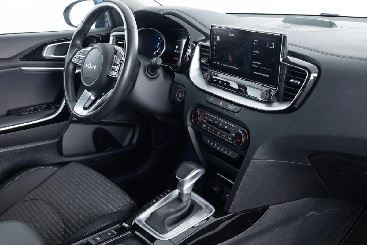 1.6 GDi PHEV DynamicLine | NAVI | CARPLAY | Full LED | Stoelverwarming !